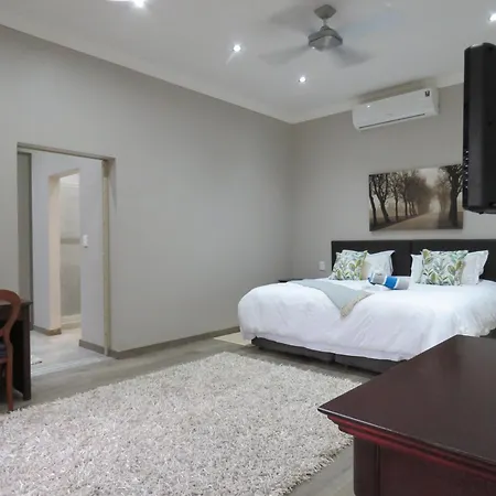 Country Lane Lodge-2